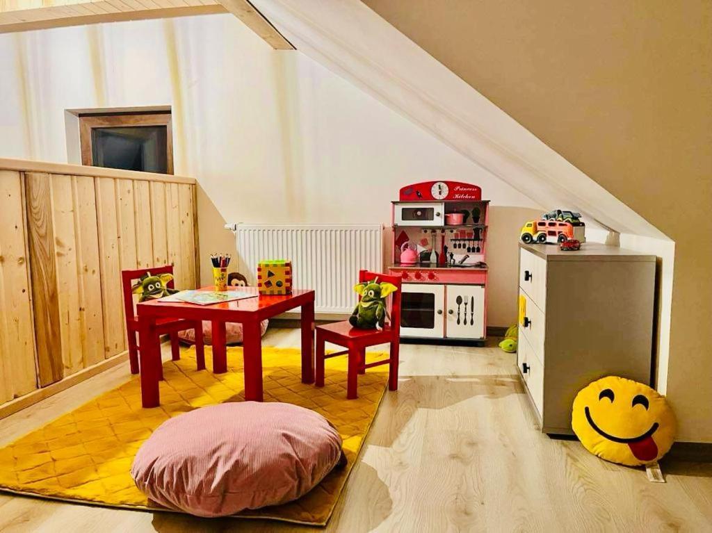 Gorska Cisza - Duzy, Komfortowy, Wyjatkowy Apartament Stronie Śląskie Dış mekan fotoğraf